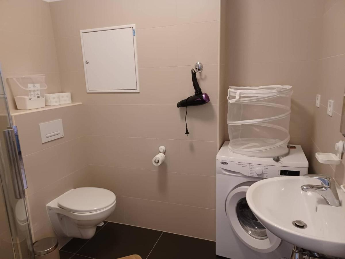 Apartment Harmony マリアーンスケー・ラーズニェ エクステリア 写真